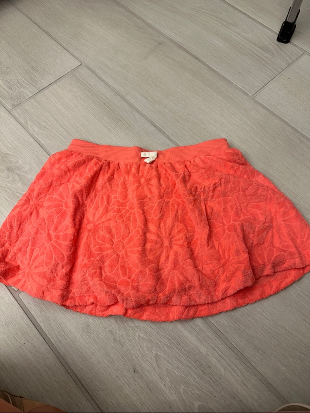 Old Navy Coral Floral Terry Skirt for Girls.  NWOT.  Size L (10-12).